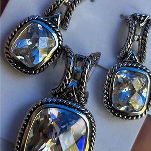 Elegant Silver and Crystal Jewelry Set